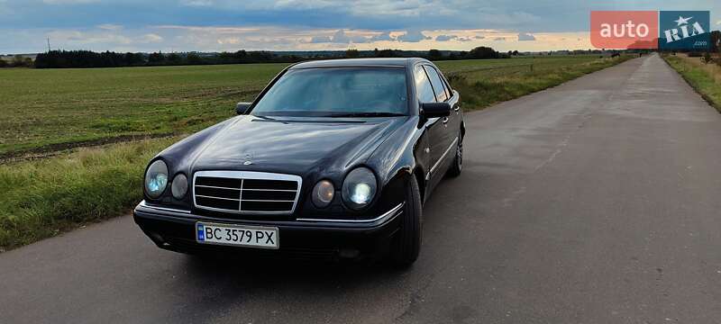Седан Mercedes-Benz E-Class 1999 в Шептицькому