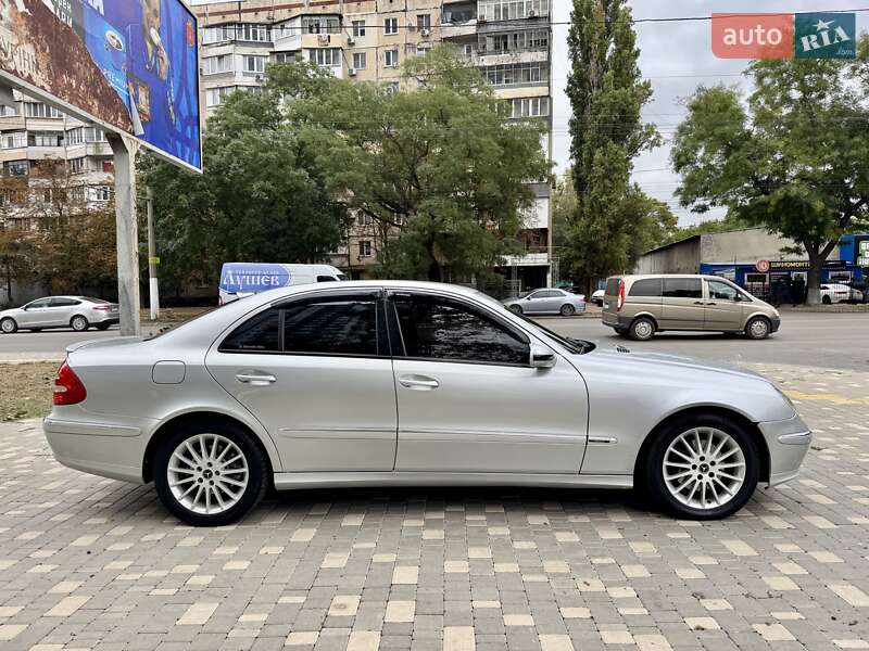 Седан Mercedes-Benz E-Class 2006 в Одессе