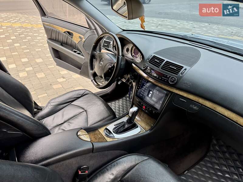 Седан Mercedes-Benz E-Class 2006 в Одессе