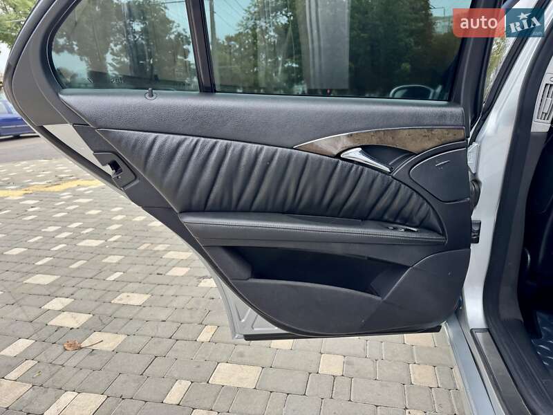 Седан Mercedes-Benz E-Class 2006 в Одессе