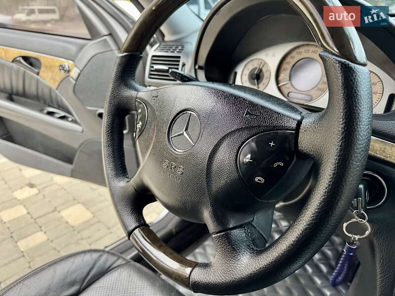Седан Mercedes-Benz E-Class 2006 в Одессе