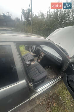 Седан Mercedes-Benz E-Class 1990 в 