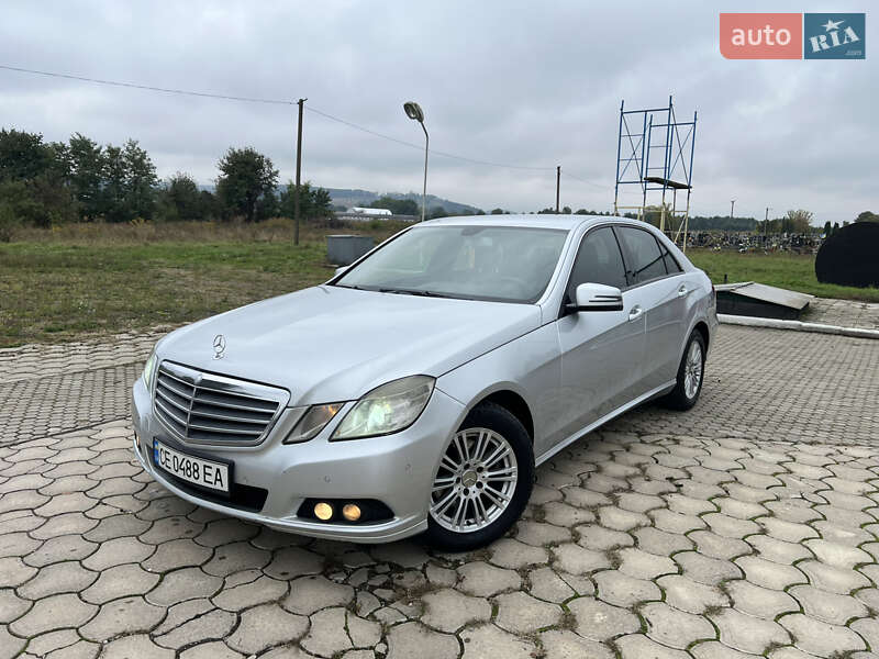 Седан Mercedes-Benz E-Class 2009 в Черновцах