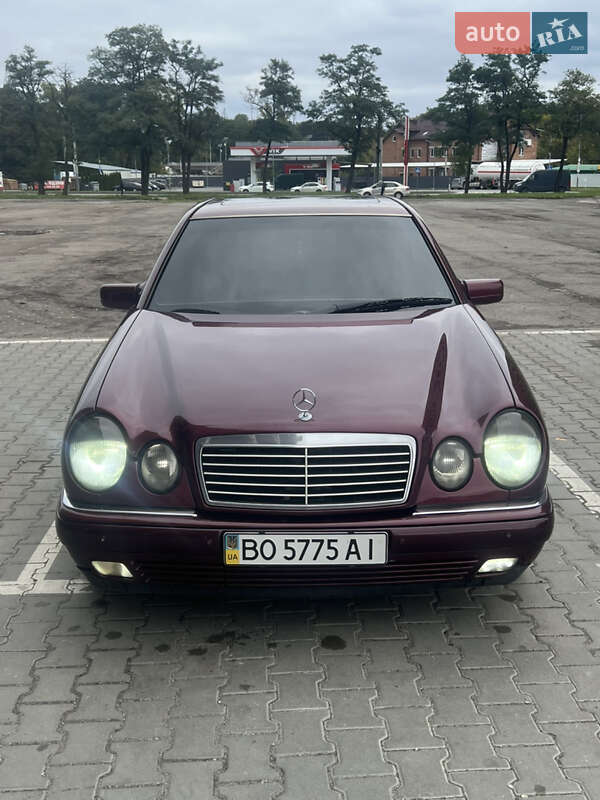 Mercedes-Benz E-Class 1998