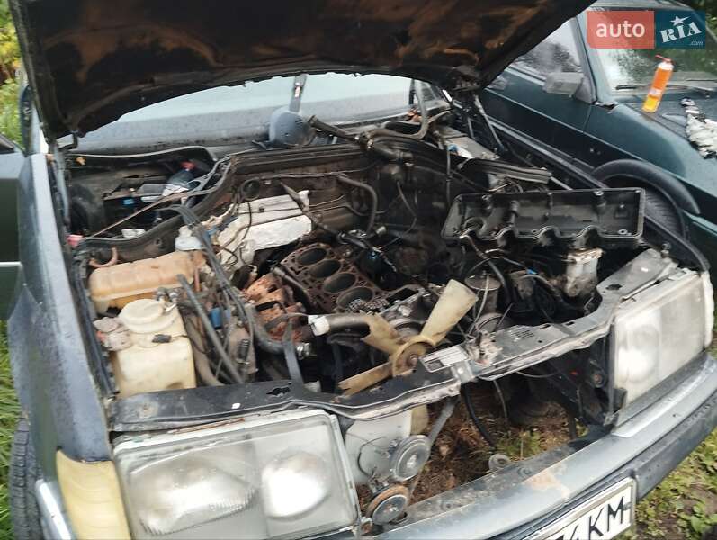 Седан Mercedes-Benz E-Class 1992 в Кременце фото 10 Седан Mercedes-Benz E-Class 1992 в Кременце