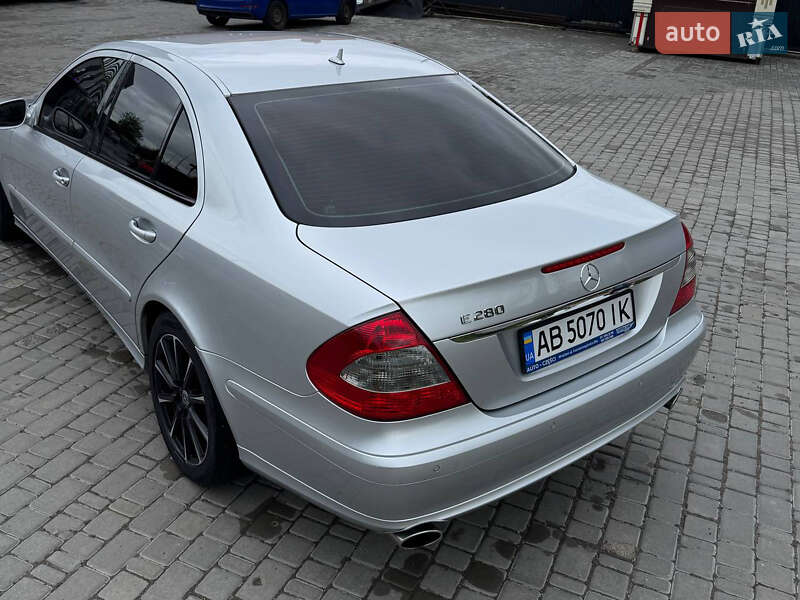 Седан Mercedes-Benz E-Class 2007 в Виннице