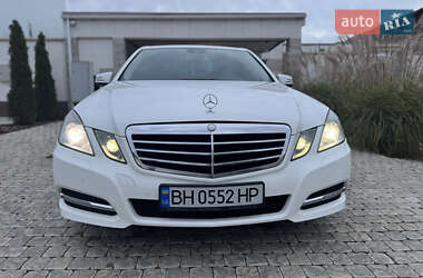 Седан Mercedes-Benz E-Class 2012 в 
