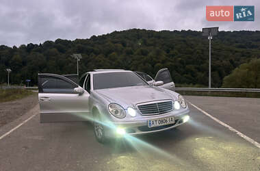 Седан Mercedes-Benz E-Class 2003 в 