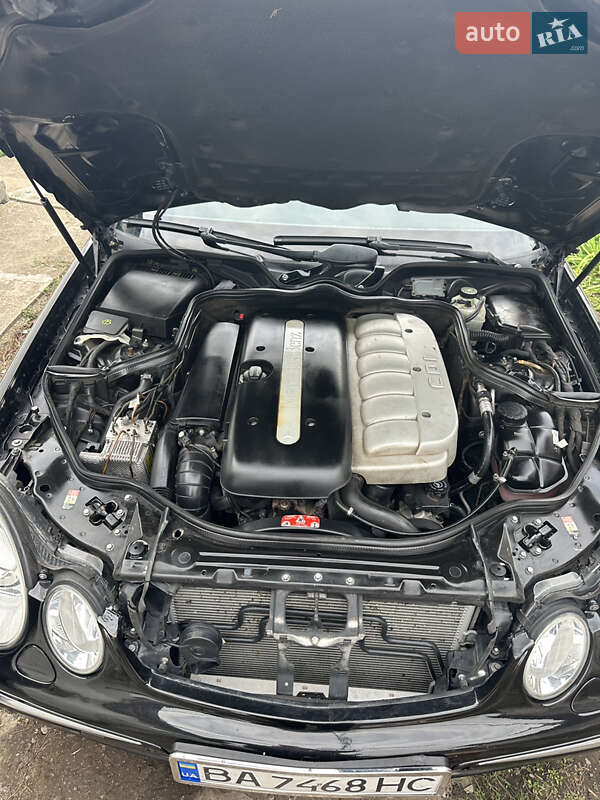 Универсал Mercedes-Benz E-Class 2004 в Компанеевке