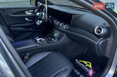 Седан Mercedes-Benz E-Class 2017 в 