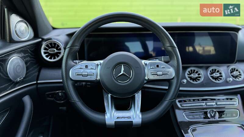Седан Mercedes-Benz E-Class 2017 в Киеве