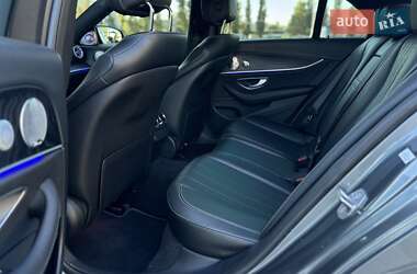 Седан Mercedes-Benz E-Class 2017 в 