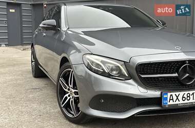 Седан Mercedes-Benz E-Class 2016 в 
