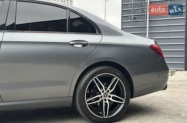 Седан Mercedes-Benz E-Class 2016 в 