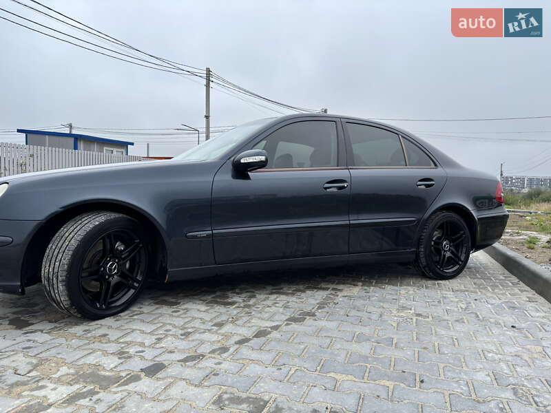 Седан Mercedes-Benz E-Class 2003 в Львові фото 5 Седан Mercedes-Benz E-Class 2003 в Львові