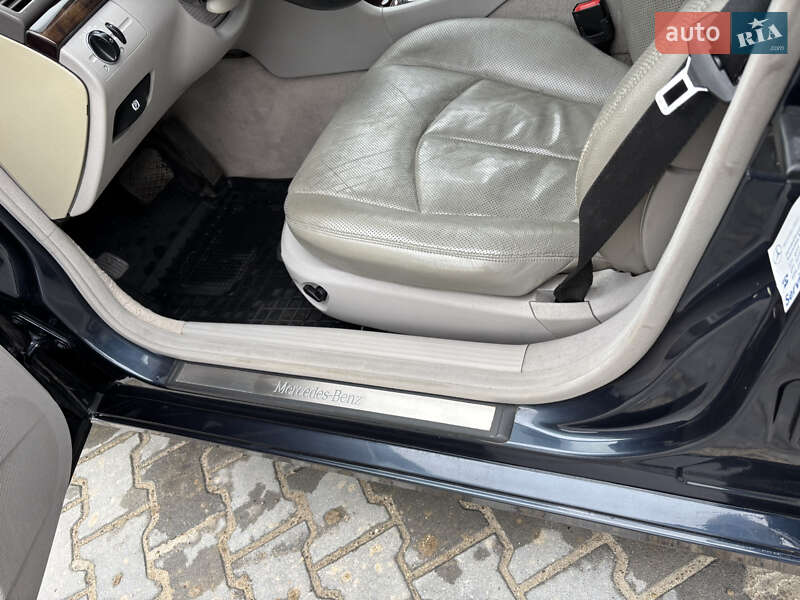 Седан Mercedes-Benz E-Class 2003 в Львові фото 16 Седан Mercedes-Benz E-Class 2003 в Львові