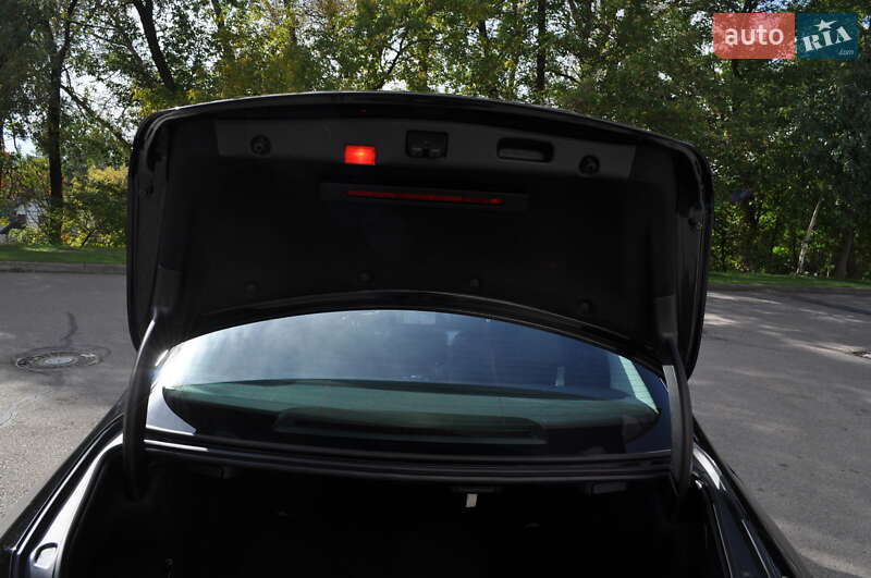 Седан Mercedes-Benz E-Class 2018 в Києві