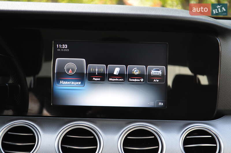 Седан Mercedes-Benz E-Class 2018 в Києві