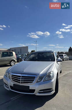 Седан Mercedes-Benz E-Class 2011 в Кривом Роге