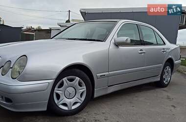 Седан Mercedes-Benz E-Class 1999 в 