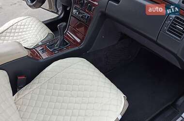 Седан Mercedes-Benz E-Class 1999 в 