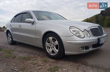 Седан Mercedes-Benz E-Class 2003 в 