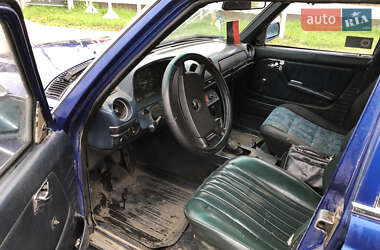 Седан Mercedes-Benz E-Class 1981 в 