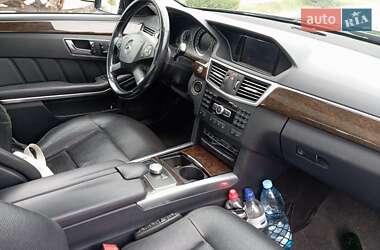 Седан Mercedes-Benz E-Class 2013 в 