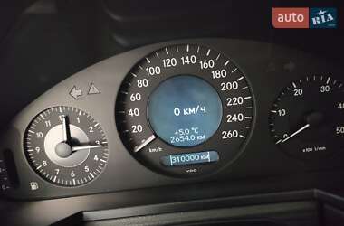 Седан Mercedes-Benz E-Class 2007 в 