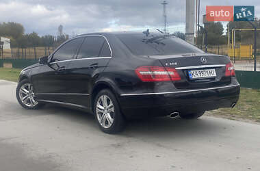 Седан Mercedes-Benz E-Class 2011 в 