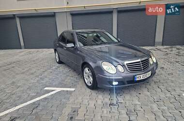 Седан Mercedes-Benz E-Class 2008 в 