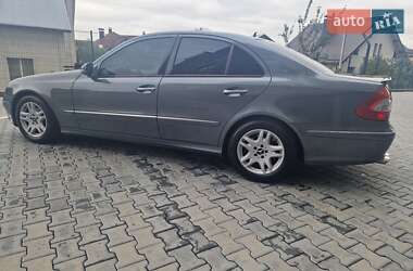 Седан Mercedes-Benz E-Class 2008 в 