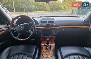 Седан Mercedes-Benz E-Class 2008 в 