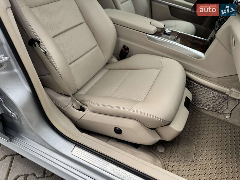 Седан Mercedes-Benz E-Class 2014 в Звягелі