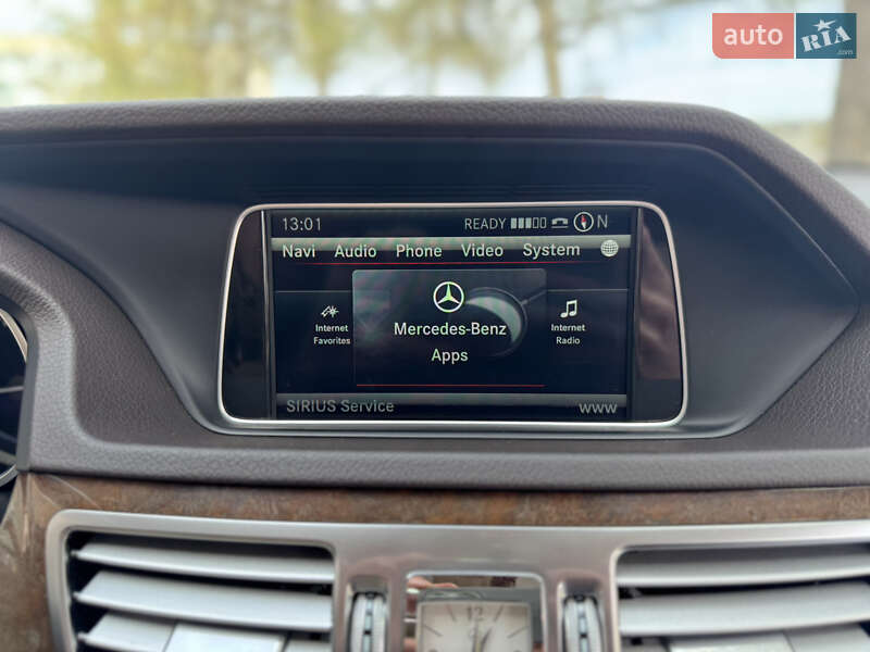 Седан Mercedes-Benz E-Class 2014 в Звягелі
