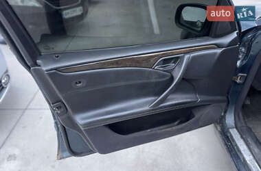 Седан Mercedes-Benz E-Class 2000 в 