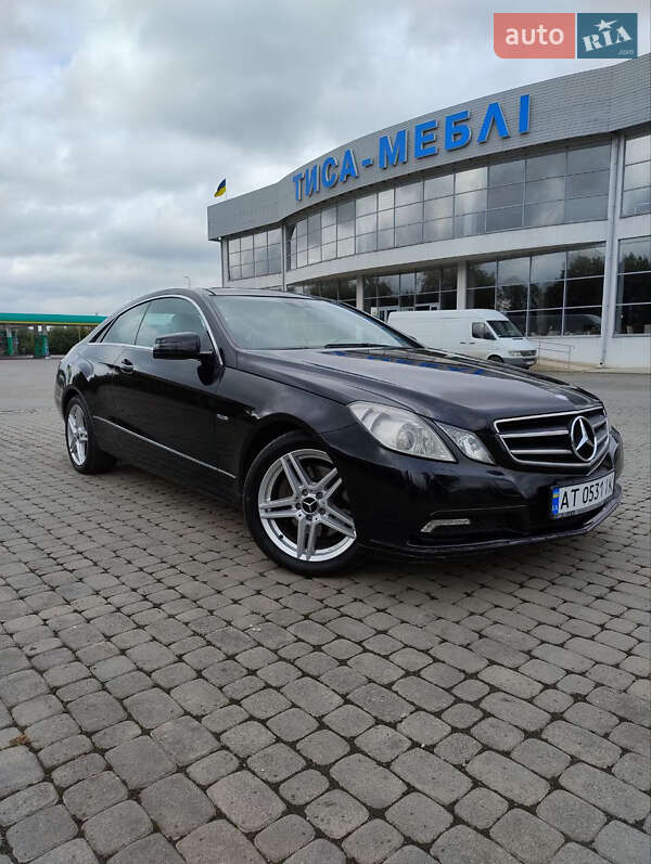 Купе Mercedes-Benz E-Class 2010 в Ивано-Франковске фото 2 Купе Mercedes-Benz E-Class 2010 в Ивано-Франковске