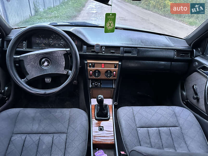 Седан Mercedes-Benz E-Class 1989 в Романковцах фото 6 Седан Mercedes-Benz E-Class 1989 в Романковцах