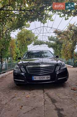 Седан Mercedes-Benz E-Class 2010 в 