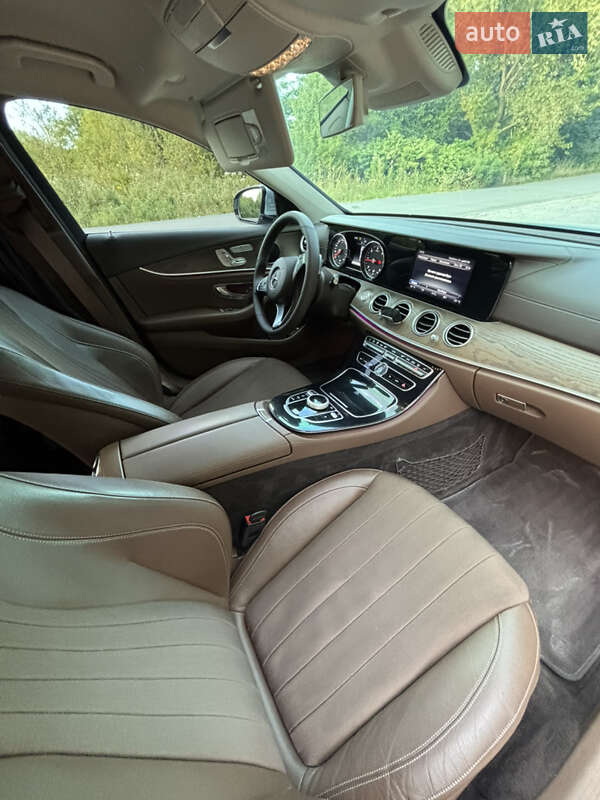 Седан Mercedes-Benz E-Class 2016 в Івано-Франківську фото 10 Седан Mercedes-Benz E-Class 2016 в Івано-Франківську