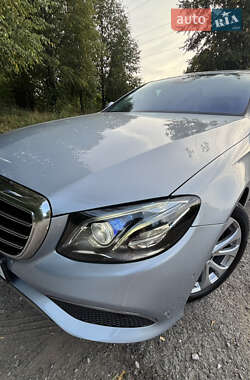Седан Mercedes-Benz E-Class 2016 в 