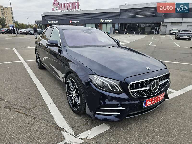 Седан Mercedes-Benz E-Class 2020 в Киеве