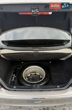 Седан Mercedes-Benz E-Class 2008 в 