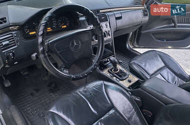 Седан Mercedes-Benz E-Class 1996 в 