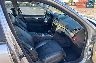 Седан Mercedes-Benz E-Class 2005 в Слов'янську