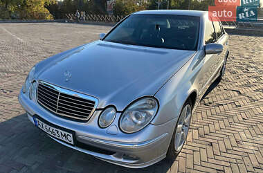 Седан Mercedes-Benz E-Class 2005 в Слов'янську