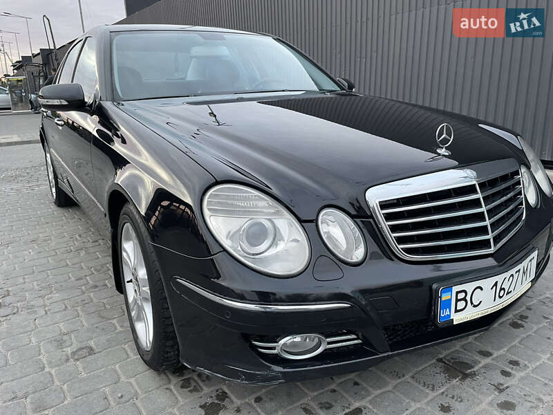 Седан Mercedes-Benz E-Class 2008 в Львові