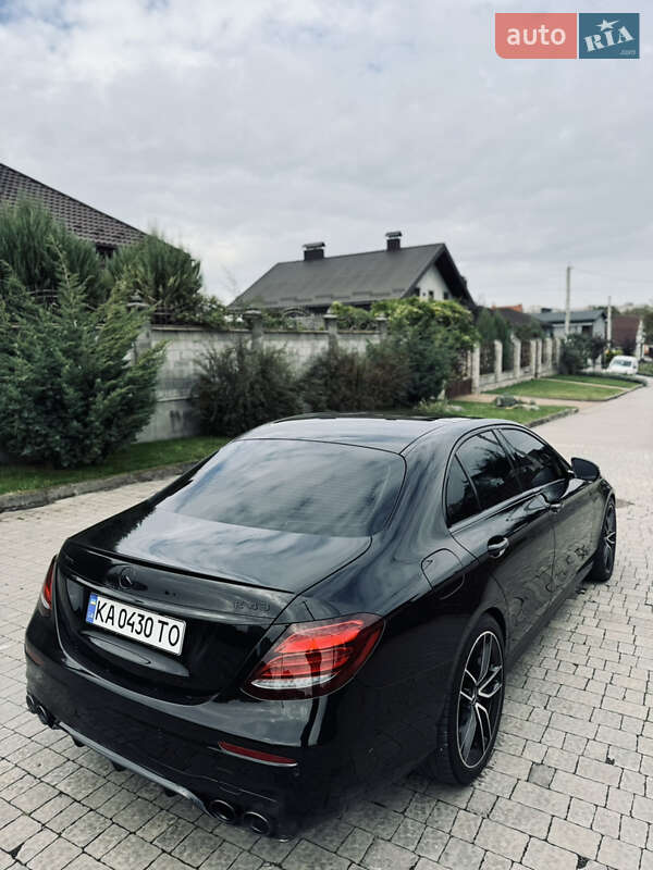 Седан Mercedes-Benz E-Class 2016 в Рівному