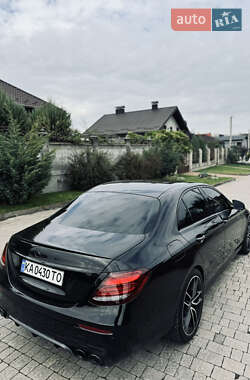 Седан Mercedes-Benz E-Class 2016 в 