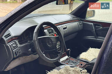 Седан Mercedes-Benz E-Class 1998 в 